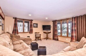 صورة غير مصنفة، 3 من 41، زرّ