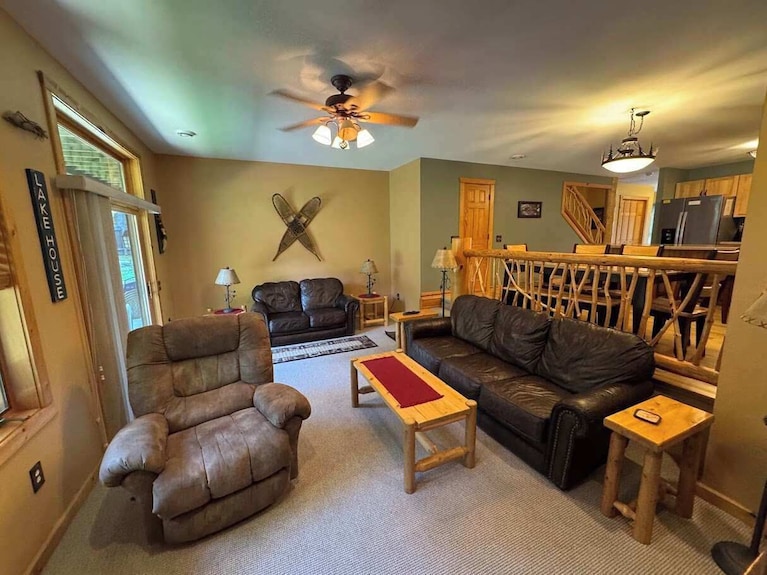 Minocqua Lake Condo B7- 2 Story Rustic Town Home - Minocqua, WI