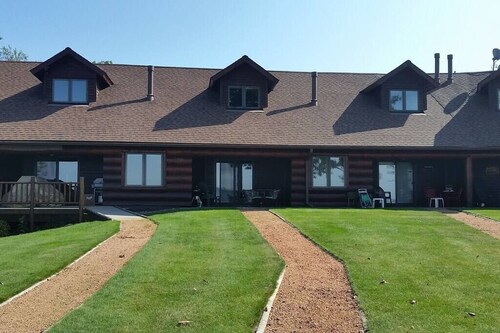 Fence Lake Condo #10 - Docking, WIFI, Beach