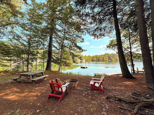 Blue Lake Cottage - PET FRIENDLY