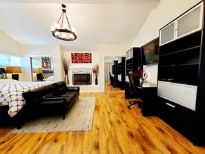 1 habitación, tabla de planchar con plancha, wifi y ropa de cama