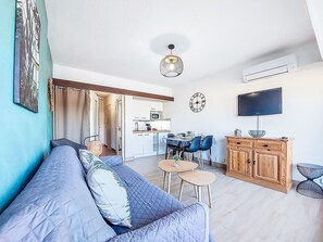 Living area - Le Cormoran by Interhome (Port Camargue)