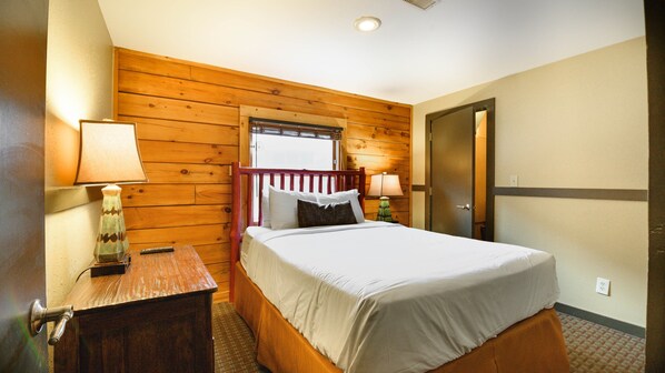 Christmas Mountain Village™ - Wisconsin Dells - 2 Bedroom Timber ...