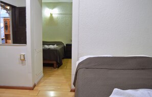 Standard Room, Multiple Beds