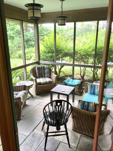 Shore front home in a charming summer community