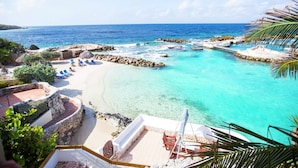 Pool - Modern Apartment With Swimming Pool in Willemstad (Willemstad)