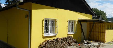 House | Balcony