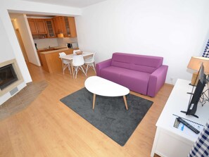 Apartment | Living area