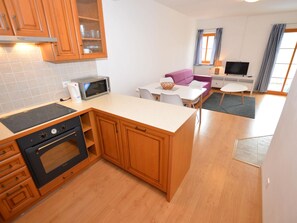 Apartment | Private kitchen - Modish Apartment With Terrace, Garden Furniture, Heating (Nova Pec)