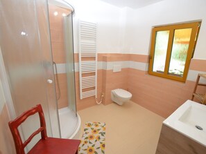 Shower - Nice House With Private Pond and Fishing Without Fishing License (Bela nad Radbuzou)