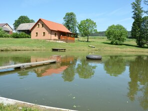 Exterior - Nice House With Private Pond and Fishing Without Fishing License (Bela nad Radbuzou)