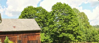 Holiday House Near Forest in Obora