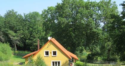 Atmospheric and Comfortable Holiday Home in a Quiet Rural Location in Milire