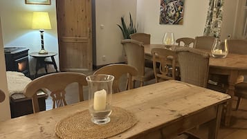 House | Dining