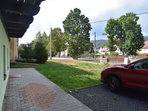 Balcony - Beautiful Apartment in Hroznetín With Garden (Hroznetin)