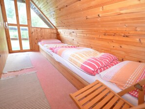 2 bedrooms, individually furnished, bed sheets