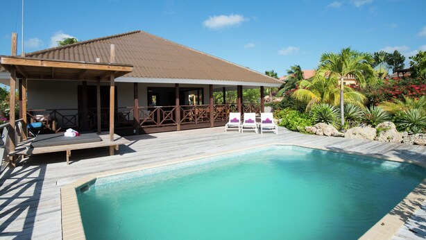 Exterior - Tropical Villa With Swimming Pool in Jan Thiel (Jan Thiel)