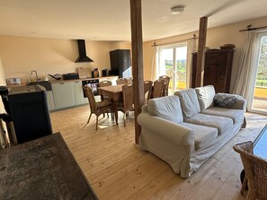 House | Living room | DVD player - Milire Garden Family Home (Milire)