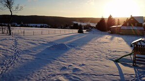 Unclassified image, 2 of 31, button - Beautiful Holiday Home in the Erzgebirge, Sea Level 900 m, With Large, Well-kept Garden (Horni Blatna)