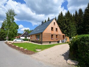 Exterior - Spacious Apartment in Harrachov Near Ski Area (Harrachov)