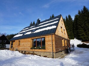 Exterior - Beautiful Apartment in Harrachov, Only 500 Meters From the Chairlift (Harrachov)