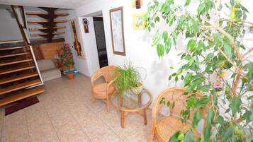 Villa | Interior