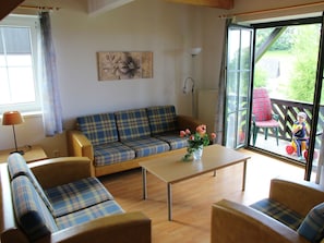 House | Living room - Detached Holiday Home With Veranda Near Cerny Dul (Cerny Dul)