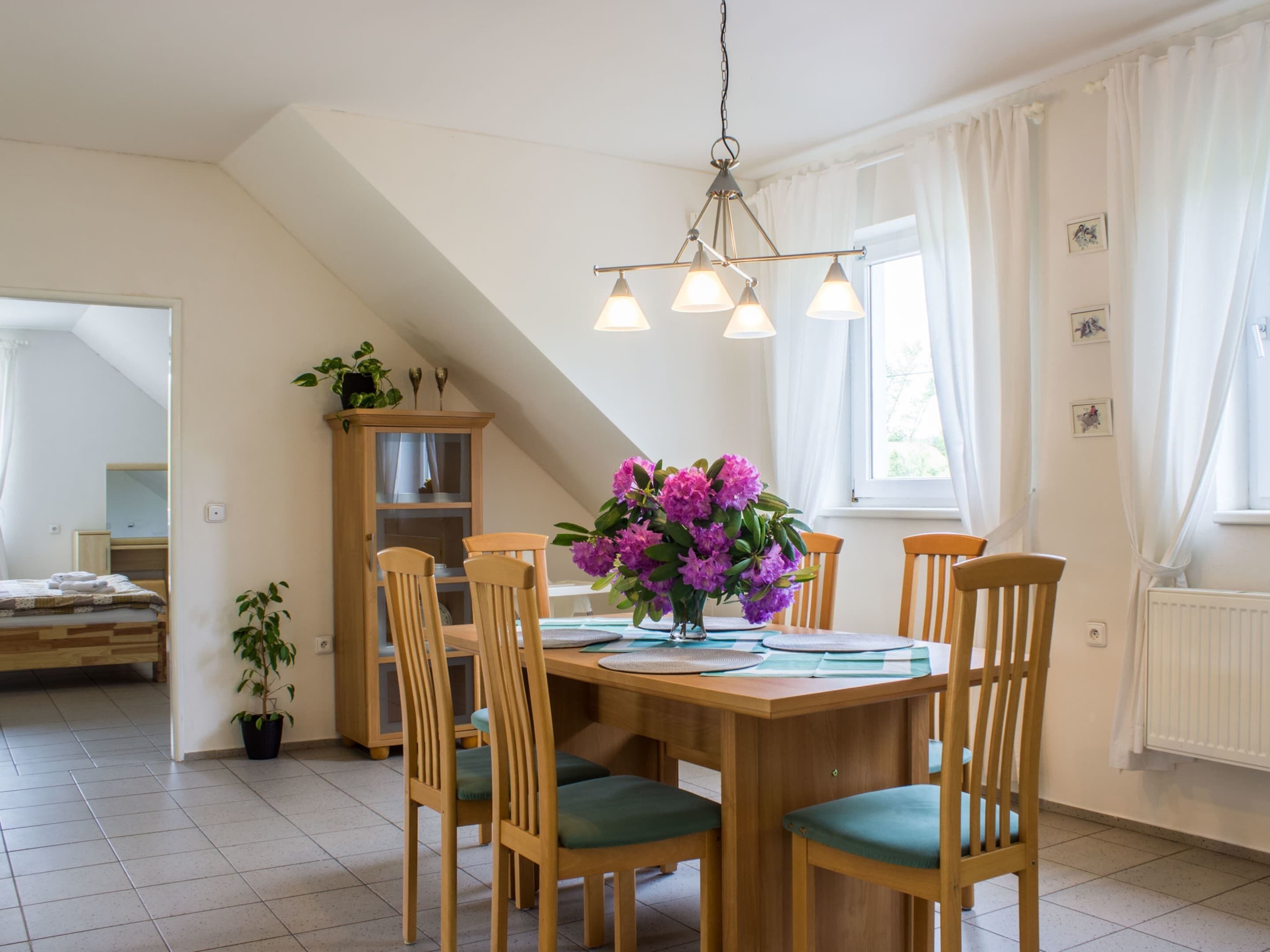 Villa | Dining