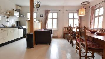 Rumah | Dapur pribadi | Kursi makan untuk bayi