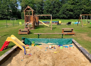 House | Children's area - Mansion in Starkov Near Acitvities (Starkov)