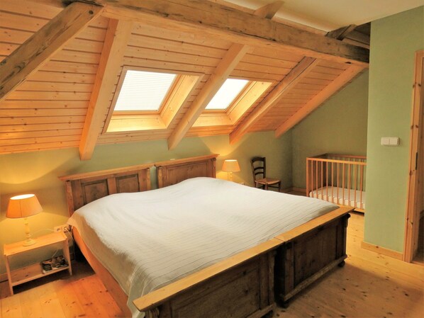 Ferienhaus | 4 Schlafzimmer, individuell eingerichtet, Bettwäsche
