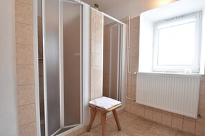 House | Bathroom - Holiday Home Near Sumava Ski Slopes (Horni Plana)