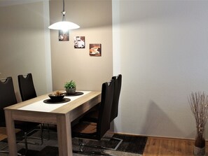 Dining - Quaint Apartment in Boltenhagen With Sea View (Boltenhagen)