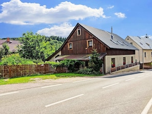 Exterior - Mountain Home With Garden (Cerny Dul)