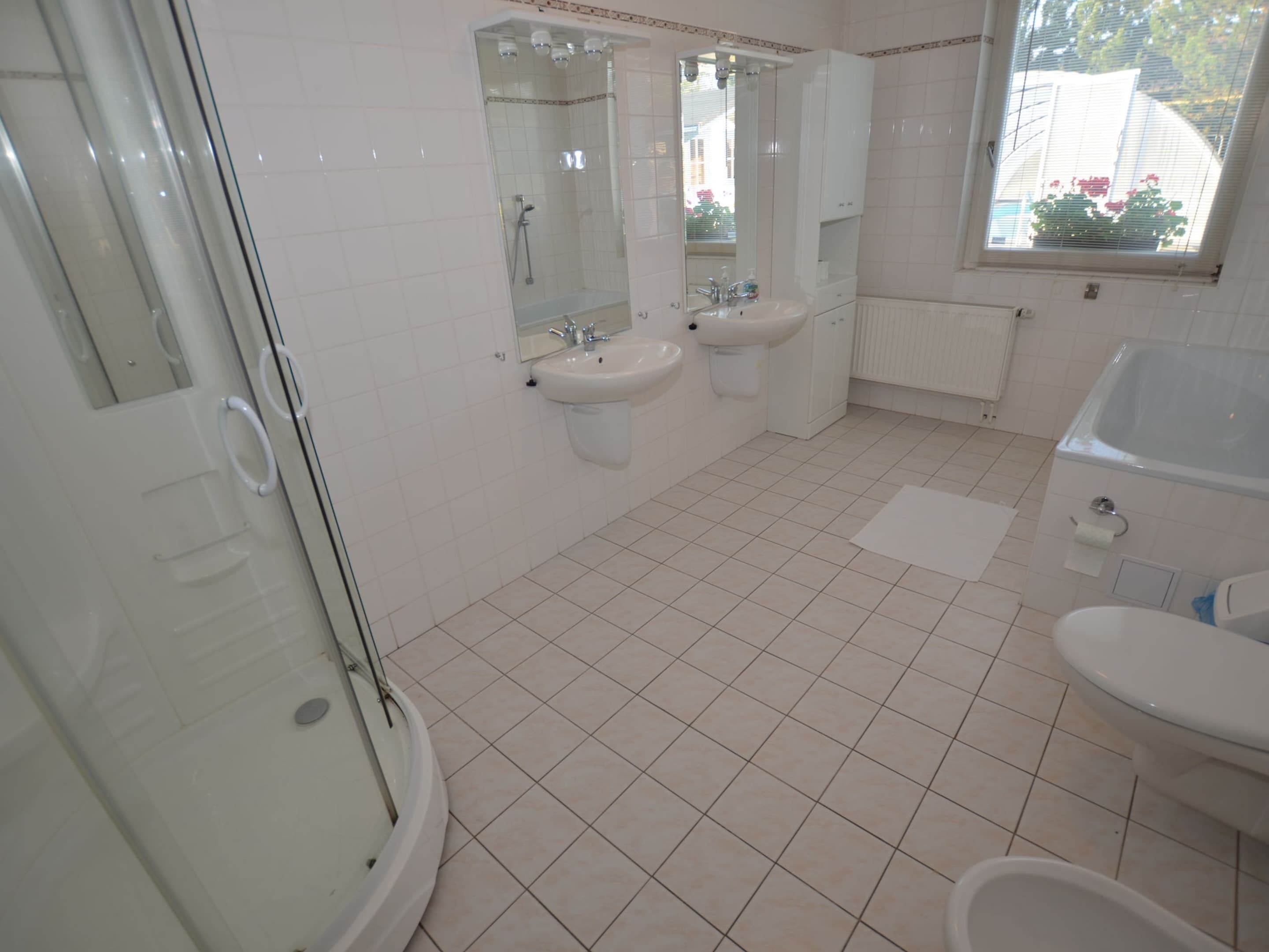 Apartment | Bathroom