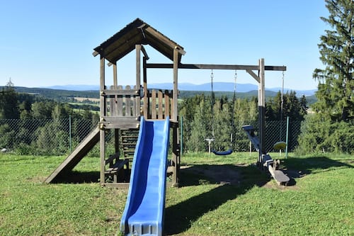 Bungalow | Property amenity