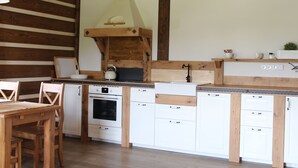 Refrigerador, horno, lavavajillas, tetera/pava eléctrica