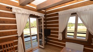 Living room - Comfortable Apartment Near the Castle Ruins Ralsko (Ralsko)