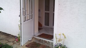 Reception - Attractive Apartment in Skalna near Forest (Skalna)