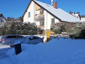 Exterior - Attractive Apartment in Skalna near Forest (Skalna)