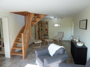 Living room - Cozy Holiday Home in Rostock Germany near Beach (Rostock)