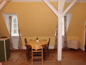 Dining - Spacious Apartment in Kröpelin With Garden (Kroepelin)