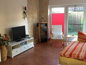 Fireplace, DVD player - Cozy Apartment in Rerik near Beach (Rerik)