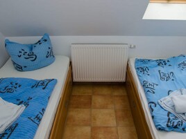 2 habitaciones y muebles diferentes 