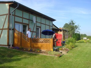 Balcony - Beautiful Holiday Home in Kröpelin Near Beach (Kroepelin)