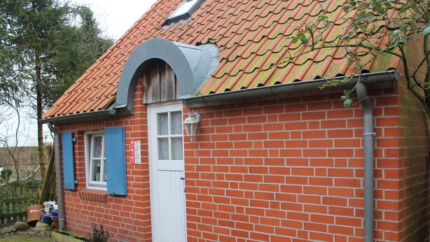 Unclassified image, 1 of 7, button - Cozy Holiday Home With Garden in Dassow (Dassow)