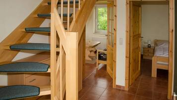 House | 3 bedrooms, individually furnished