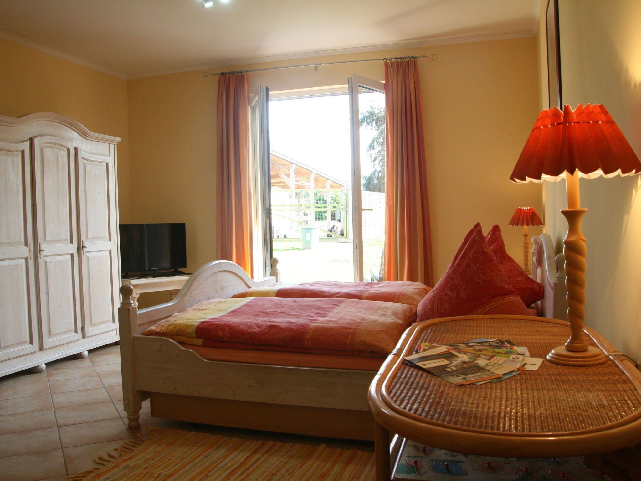 1 Schlafzimmer, individuell eingerichtet