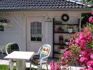 House | Balcony - Beautiful Apartment in Groß Klein on Baltic Coast (Rostock)