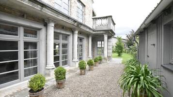 Apartment | Exterior